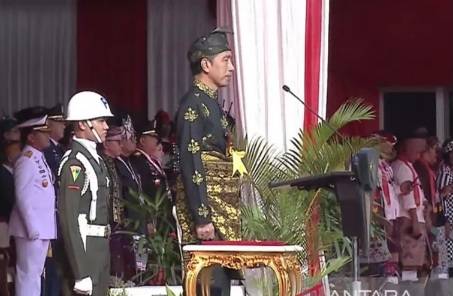 Presiden Jokowi Pimpin Upacara Hari Lahir Pancasila di Lapangan Monas