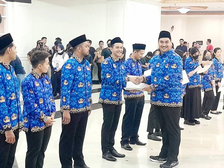 Menpora Dito: Terima Kasih Kepada Atlet Berprestasi Resmi Jadi PNS dan Bagian dari Keluarga Besar Kemenpora RI!