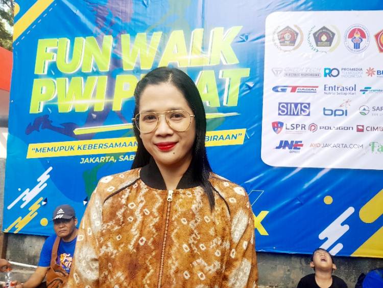 Novita Emilda Hadiri dan Beri Dukungan Fun Walk PWI-IKWI 2023