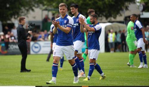 Elkan Baggott Sulses Bantu Ipswich Town  Menang 2-1 atas Spartak Trnava