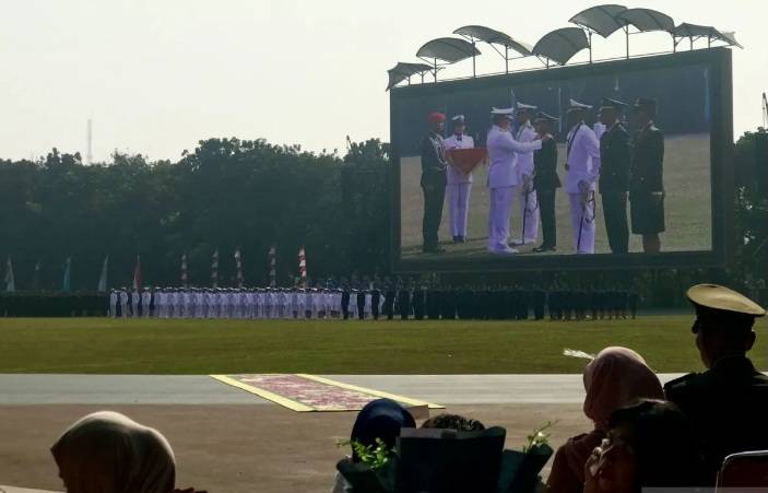 Panglima TNI Laksamana Yudo Margono Lantik 33 Perwira Penerbang dan 350 Perwira Karier TNI