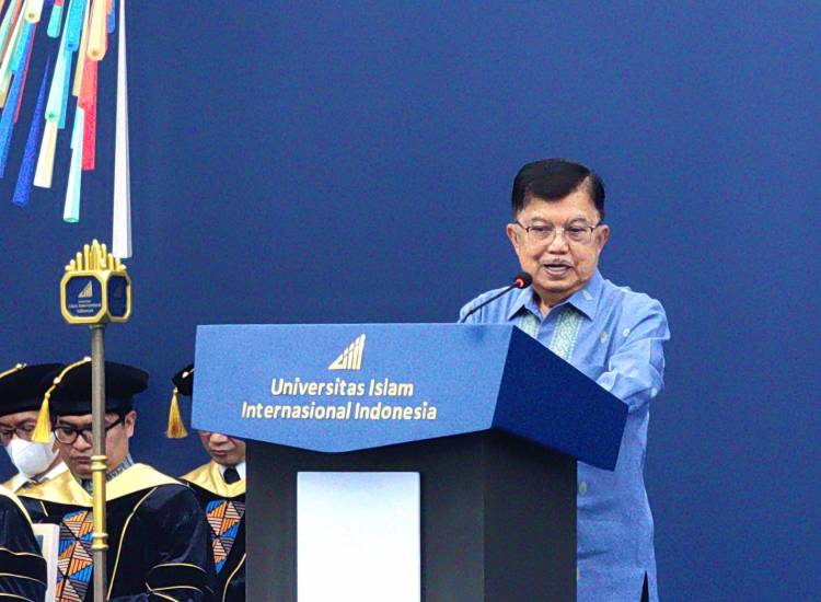 Jusuf Kalla Ajak Mahasiswa Universitas Islam Internasional Indonesia Wujudkan Islam yang Damai