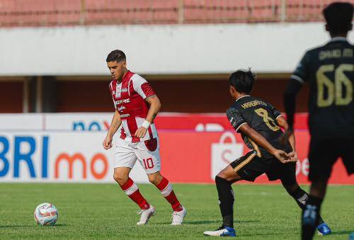 Liga 1 2023/2024: Persis Solo Menang 2-1 atas  Bhayangkara, PSIS Tundukan Persija Jakarta Juga dengan Skor 2-1