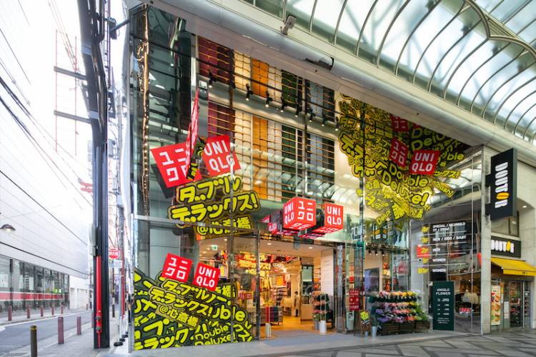 UNIQLO SHINSAIBASHI Resmi Dibuka di Distrik Perbelanjaan Shinsaibashi, Osaka