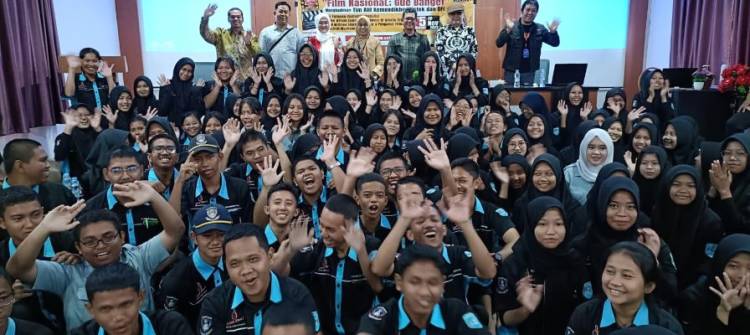 Bincang Sinema Filmmaker Goes To School ke Batam, Kota Terakhir