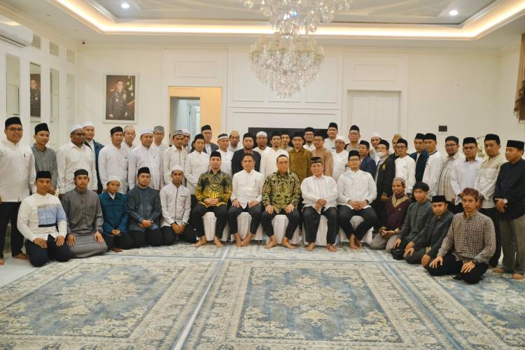 ASFA Kirim Ratusan Kader Pesantren Kalsel dan Sulsel ke 4 Negara