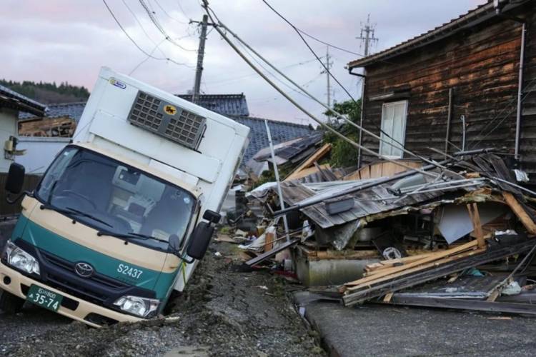 Gempa Bumi Jepang: Korban Tewas Kini Capai 100 Orang