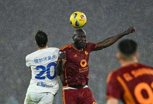 Liga Italia 2023/2024: Inter Milan Permalukan AS Roma 4-2 di Stadion Olimpico