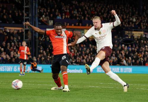 Piala FA 2023/2024: Manchester City Hajar Luton 6-2, Erling Haaland Catak 5 Gol!