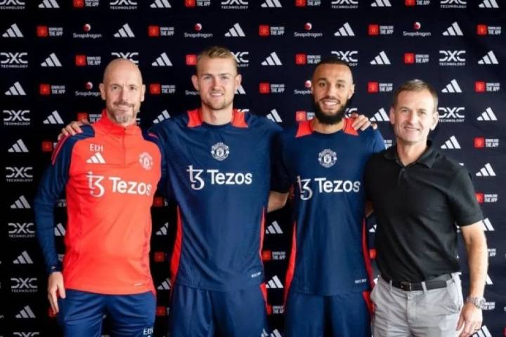 Liga Inggris 2024: MU Resmi Rampungkan Transfer Matthijs de Ligt dan Noussair Mazraoui