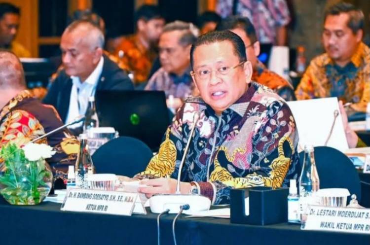 MPR akan Undang Keluarga Presiden Soharto dan Gusdur Guna Bangun Rekonsiliasi Bangsa! 