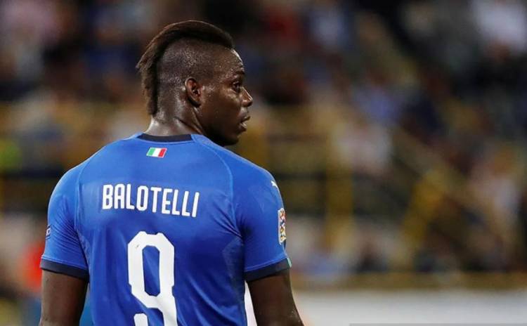 Liga Italia: Genoa Resmi Datangkan Penyerang Kontroversial Mario Balotelli