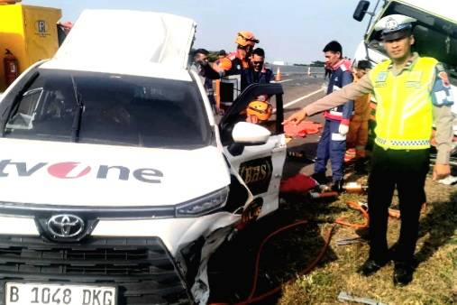 Kru TV One Alami Kecelakaan di Tol Jakarta-Pemalang, 3 Orang Meninggal Dunia!