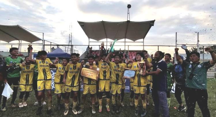 Sixteen Juara 1 Regional KONI, Coach Umar: Ini Berkat Kerja Keras Pemain dan Dukungan Orang Tua