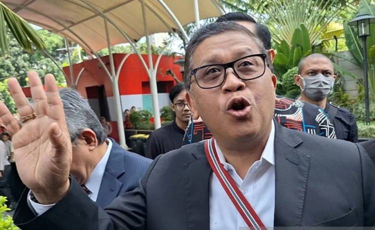 Hasto Penuhi Panggilan KPK sebagai Tersangka