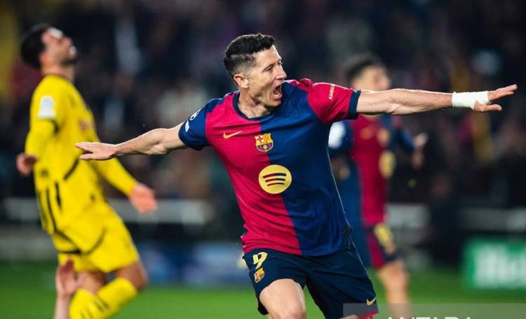 Musim Depan Robert Lewandowski Tegaskan Masih Perkuat  Barcelona