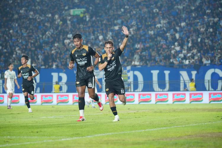 Piala Presiden 2025: Egy M.V Bawa Dewa United Tahan Imbang Persib Bandung 1-1