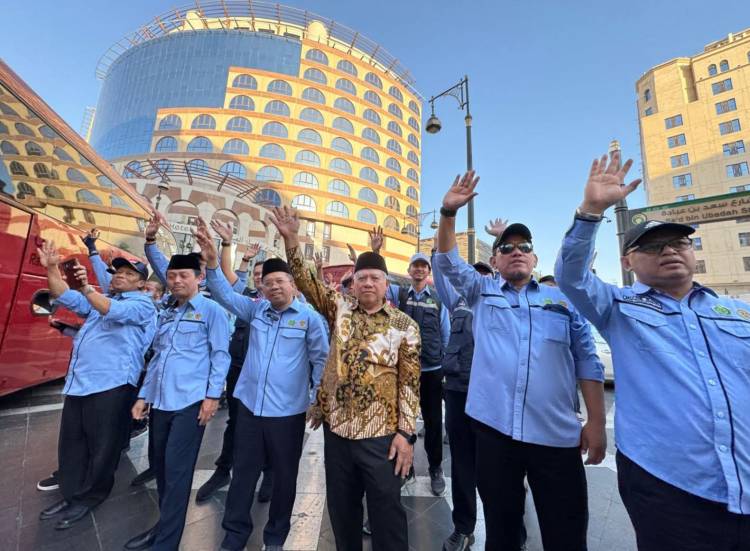 Kloter Terakhir Terbang dari Madinah, Ketua PPIH: Alhamdulillah Fase Pemulangan Lancar