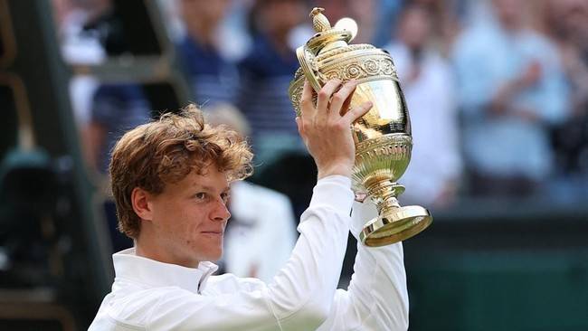 Juara Wimbledon, Jannik Sinner Cetak Sejarah buat Italia