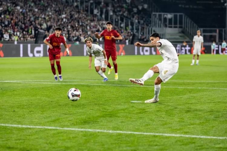 Monchengladbach Menang atas Valencia 2-0, Kevin Dick Cetak Gol
