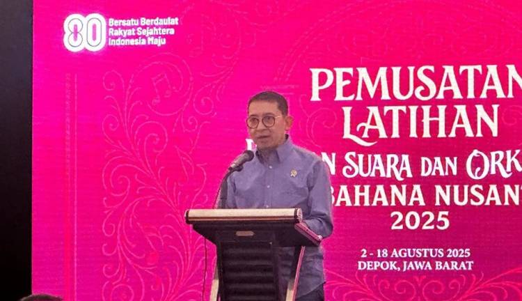 Bendera One Piece Viral, Menbud Fadli Zon Minta Kibarkan Merah Putih
