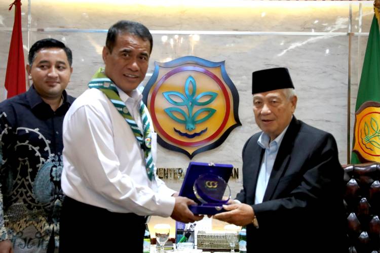 Cendekiawan Muslim: Mentan Amran Lanjutkan Jejak Keberhasilan Pangan Era Presiden Soeharto