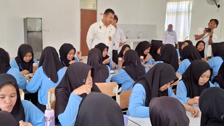 eninjauan Sekolah Rakyat di Sulawesi Selatan, Fokus pada Masalah dan Solusi
