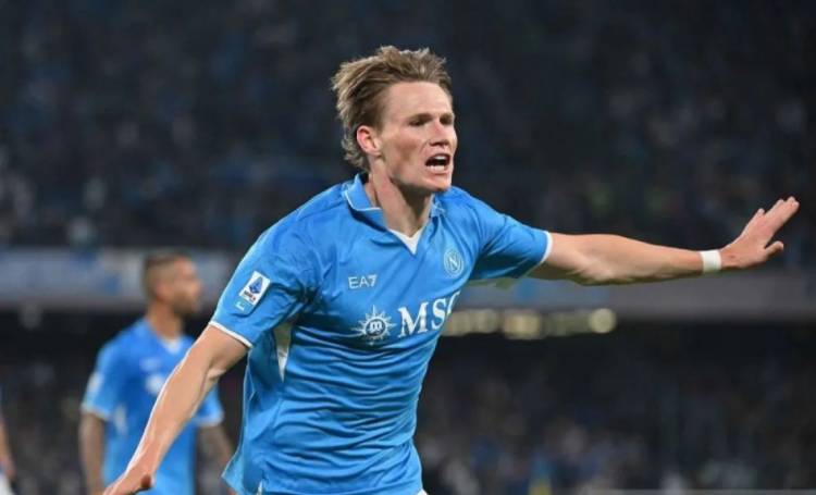 Liga Italia: Jay Idzes Belum Main, Sassuolo Dihajar Napoli 0-2