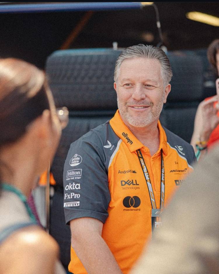 CEO McLaren, Zak Brown Beri Dukungan Penuh untuk Sean Gelael