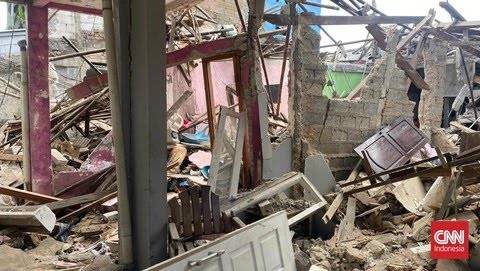 7 Orang Luka dan Belasan Rumah Rusak Akibat Ledakan Keras di Pamulang
