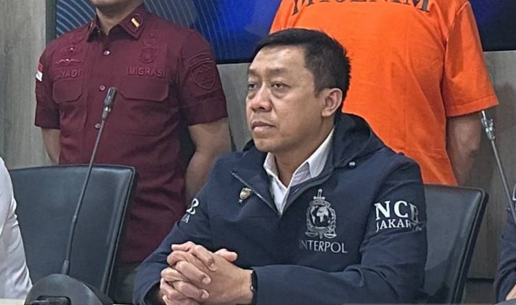 Polri Ajukan Permohonan Red Notice Riza Chalid ke Interpol