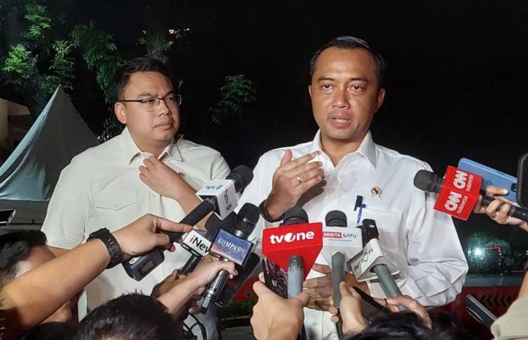 Soal Pencabutan ID liputan: Mensesneg Minta Biro Pers Cari Jalan Keluar 