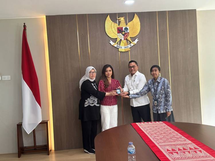 Istana Kembalikan ID Wartawan CNN