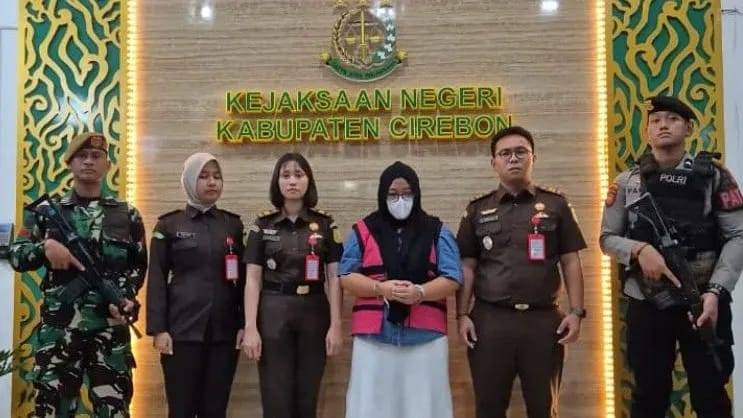 Rugikan Negara Rp24,6 Miliar, Eks Pegawai Bank di Cirebon Ditahan