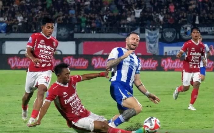 BRI Super League 2025: Tuan Rumah Bali United Keok 0-1 oleh Persib Bandung