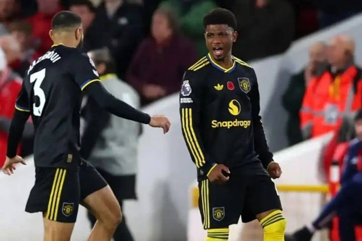 MU Ditahan Imbang  Nottingham Forest 2-2 di City Ground