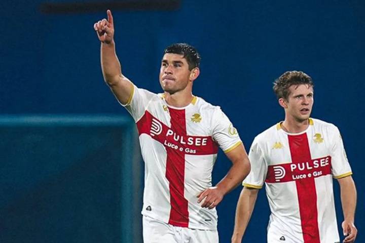 Liga Italia: Genoa Menang Dramatis 2-1 atas Sassuolo