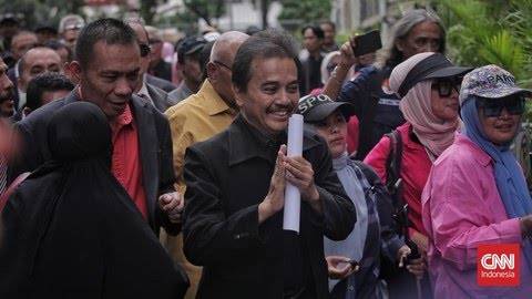 Kasus Ijazah Jokowi: Roy Suryo Cs Dicekal ke Luar Negeri