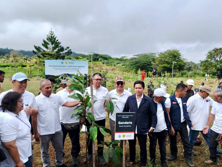 Eiger Adventure Land dan KLH Tanam Ribuan Pohon Endemik untuk Perkuat Ekosistem DAS Bogor