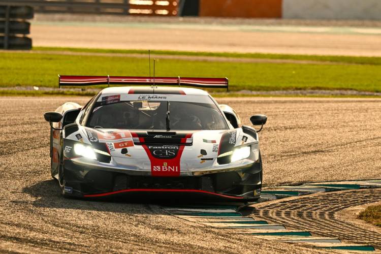 Hari Pertama Lintasan Tak Maksimal, Cermin hingga Hari Minggu?