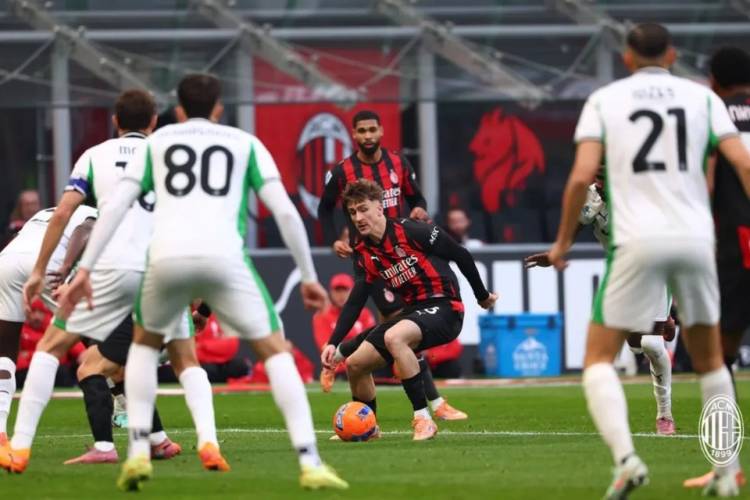 Liga Italia: AC Milan Diimbangi Sassuolo 2-2, Kapten Timnas Indonesia Jay Idzes Main Penuh!