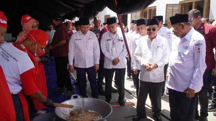 PMI Fokuskan Operasi Pembersihan Pascabanjir, Pengungsi Diharapkan Segera Kembali ke Rumah