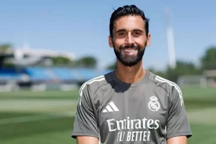 Resmi! Real Madrid Promosikan Alvaro Arbeloa sebagai Pelatih Utama Gantikan Xabi Alonso