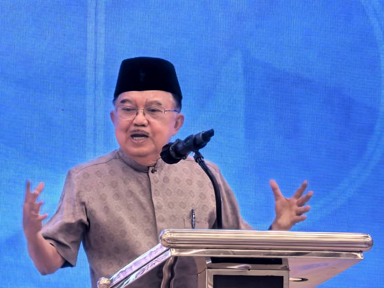 Pesan Jusuf Kalla:  Ramadhan Harus Dorong Kehati-hatian dan Penguatan Ekonomi Masyarakat