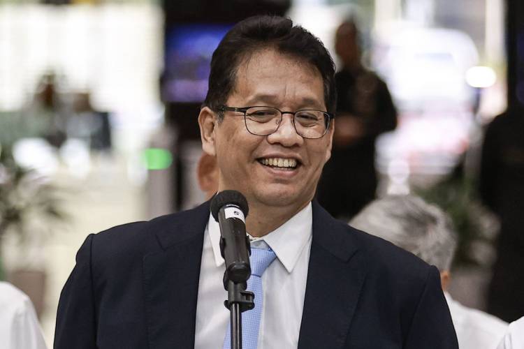 Jangan Panik IHSG Anjlok 7%, Menkeu Purbaya Sebut Waktu Tepat Borong Saham