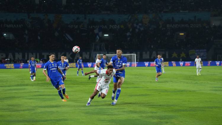 Malut United Menyerah 2-0 di GBLA, Hendri Susilo:  Pemain Sudah Berjuang dengan Maksimal