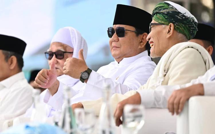 Prabowo Tegaskan Komitmen Berantas Korupsi di Depan Ratusan Ribu Warga NU