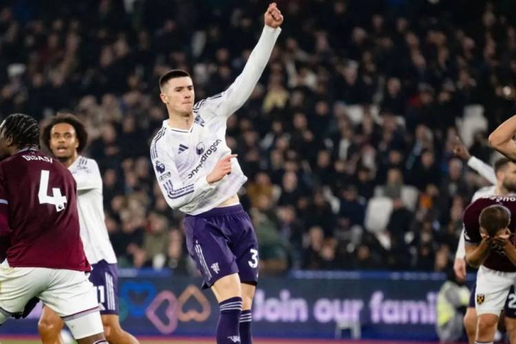 Liga Inggris: MU kontra West Ham Berakhir Imbang, Tottenham Takluk 1-2 dari Newcastle United