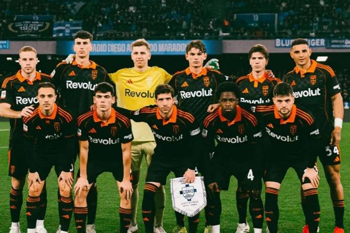 Singkirkan Napoli, Como ke Semifinal Coppa Italia