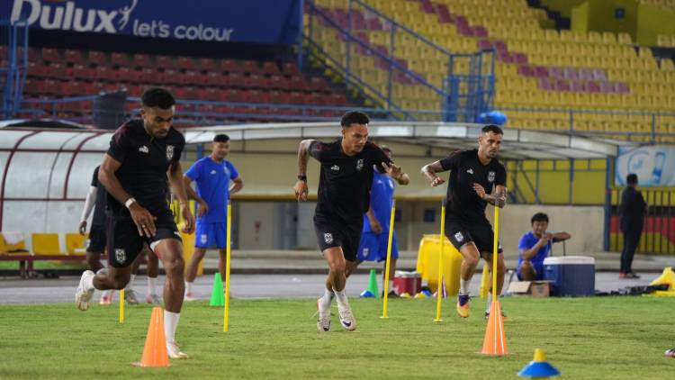 Jelang Laga Semen Padang vs Malut: Hendri Susilo: Adaptasi di Bulan Ramadan Menjadi Kunci